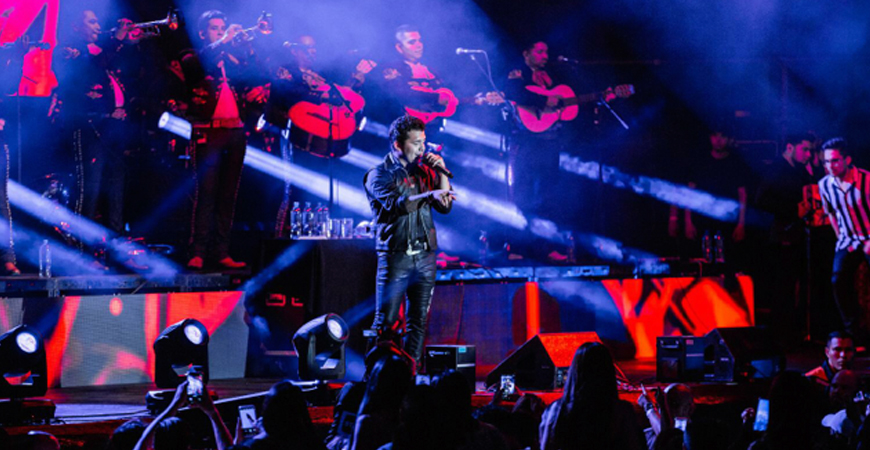 Christian Nodal 4.jpg