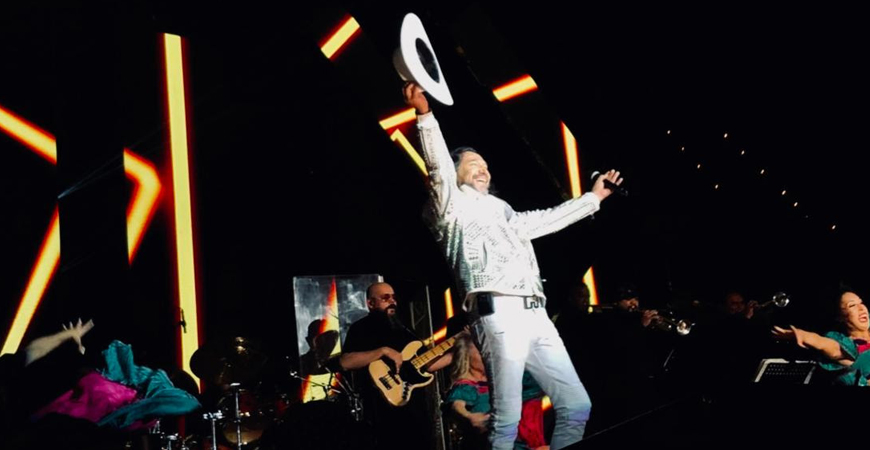 Marco Antonio Solis Vegas 1.jpg